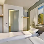 B&B Hotel Clermont-Ferrand Le Brezet Aeroport