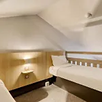 Le Brezet Aeroport Hotel