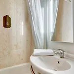 Le Brezet Aeroport Hotel Clermont-Ferrand