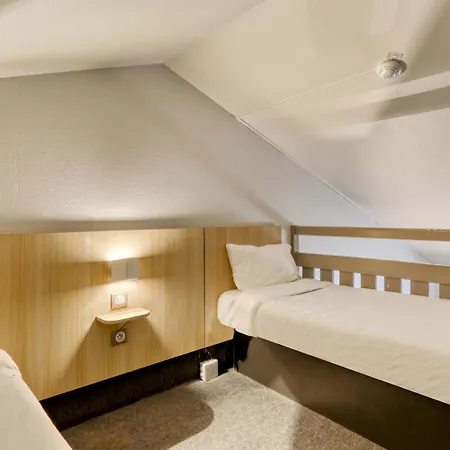 B&B Hotel Clermont-Ferrand Le Brezet Aeroport Hotell Clermont-Ferrand
