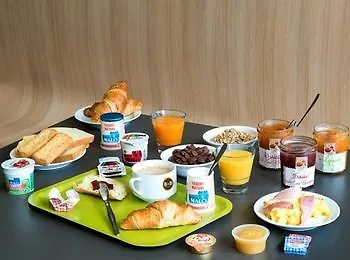 Hotell B&B Hotel Clermont-Ferrand Le Brezet Aeroport