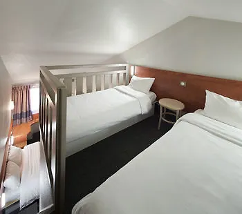 B&B Hotel Clermont-Ferrand Le Brezet Aeroport 2* Clermont-Ferrand