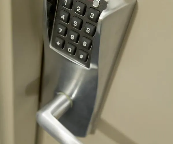 Hotel Le Brezet Aeroport Clermont-Ferrand